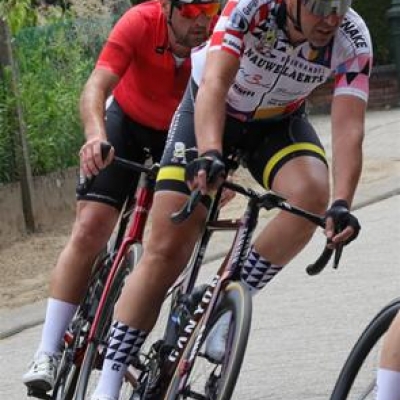viervwv2b_(Copy).jpg