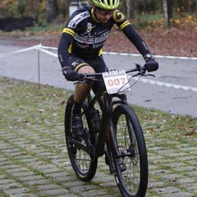 gbosmtb6i_(Copy).jpg